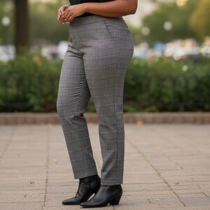 311. Zac & Rachel Pants Women's 2X Plaid Pull on Work Wear